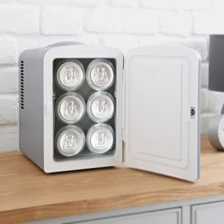 Blaupunkt 4L Mini Fridge 9 Blaupunkt 4L Mini Fridge - Image 7